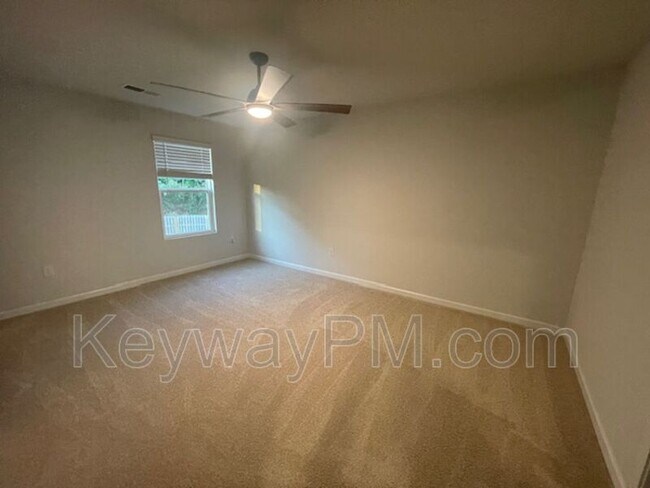 Building Photo - 532 Myrtle Crst