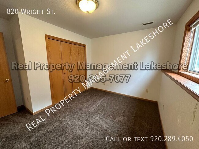 Building Photo - 820 Wright St