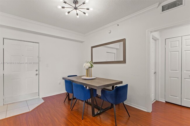 Building Photo - 6831 SW 44th St