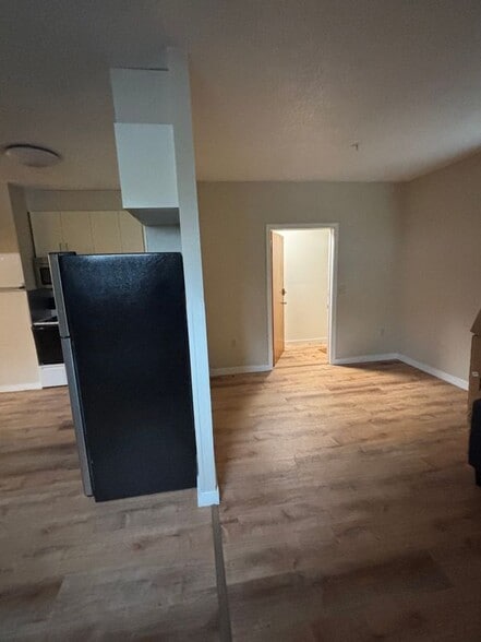 Building Photo - 74 Boston Post Rd