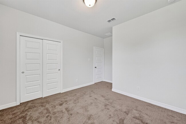 Building Photo - 6602 Albany Forest Ct