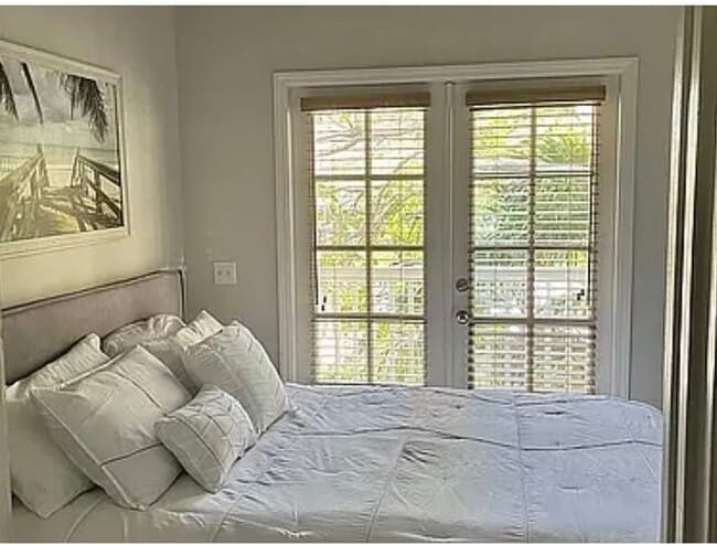 Building Photo - 56 Golf Club Dr