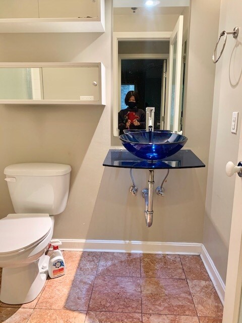 Building Photo - 240 Lombard St