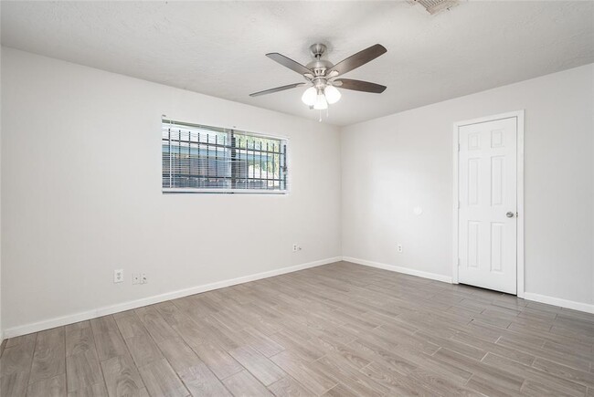 Building Photo - 5411 Ingomar Way
