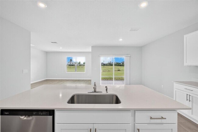 Building Photo - 10924 Rabbit Grv Trl