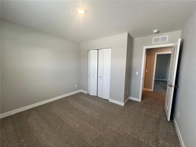 Building Photo - 17373 Dulles Ln