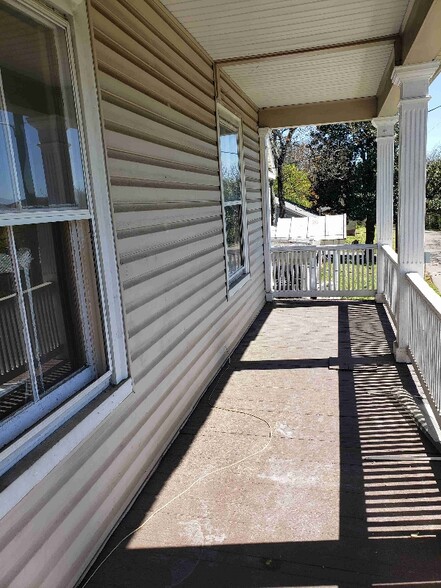 Building Photo - 1612 Pierce St