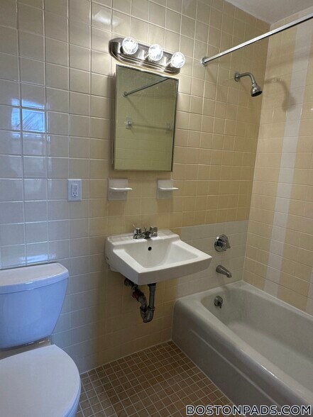 Building Photo - 64 Brighton Ave