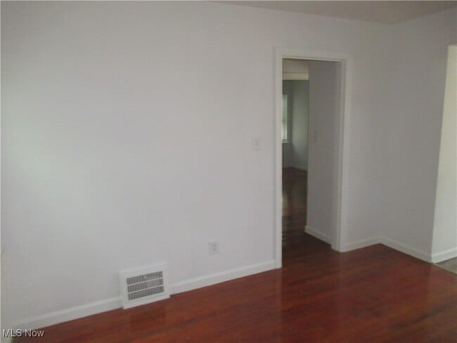 Building Photo - 311 Columbus St