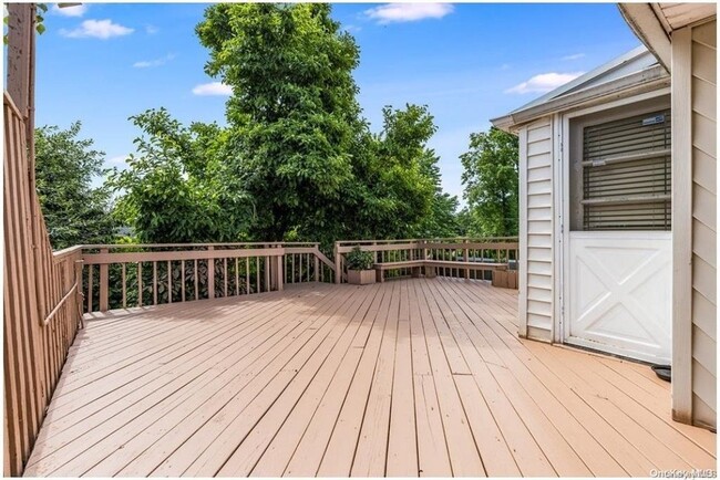 Building Photo - 261 Gramercy Dr