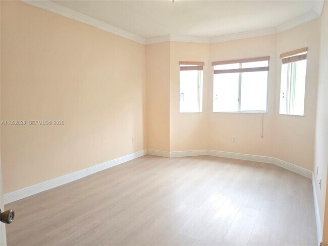 Building Photo - 8421 SW 124th Ave.