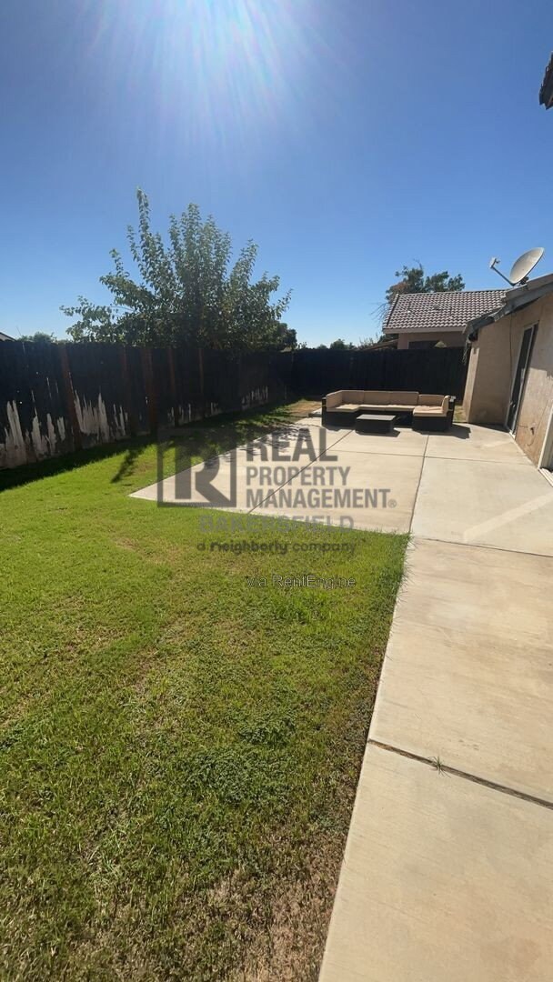Building Photo - 4213 Southern Breeze Dr