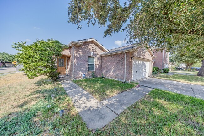 Building Photo - 6503 Warfield Ln