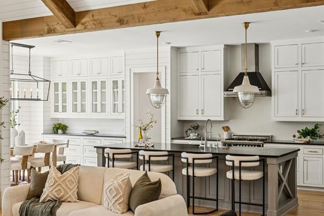 Building Photo - 4705 Clydesdale Dr