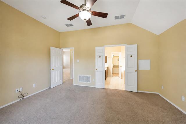 Building Photo - 10701 Nashville Dr