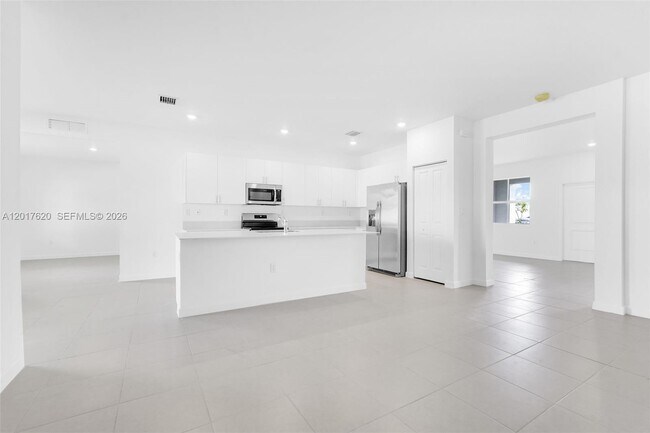 Building Photo - 27232 SW 159th Path