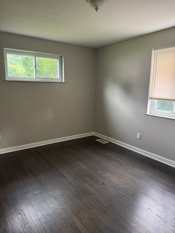 Building Photo - 6711 Schuster Ct