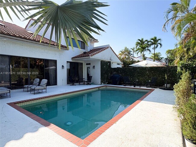 Building Photo - 2530 Windsor Way Ct