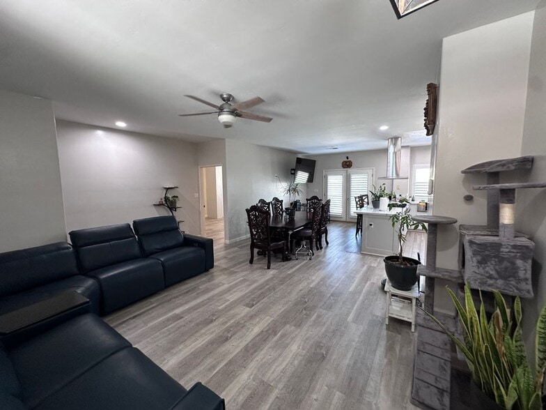 Building Photo - 9804 Marby Grange Way