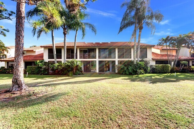 Building Photo - 7844 La Mirada Dr