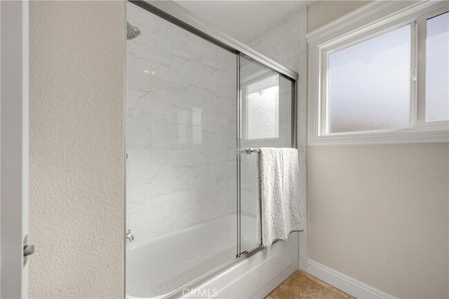 Building Photo - 1320 N Van Gogh Cir