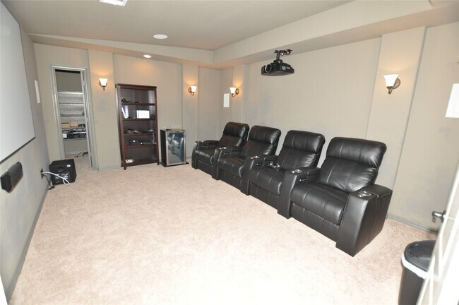 Building Photo - 13423 Beall Woods Ln