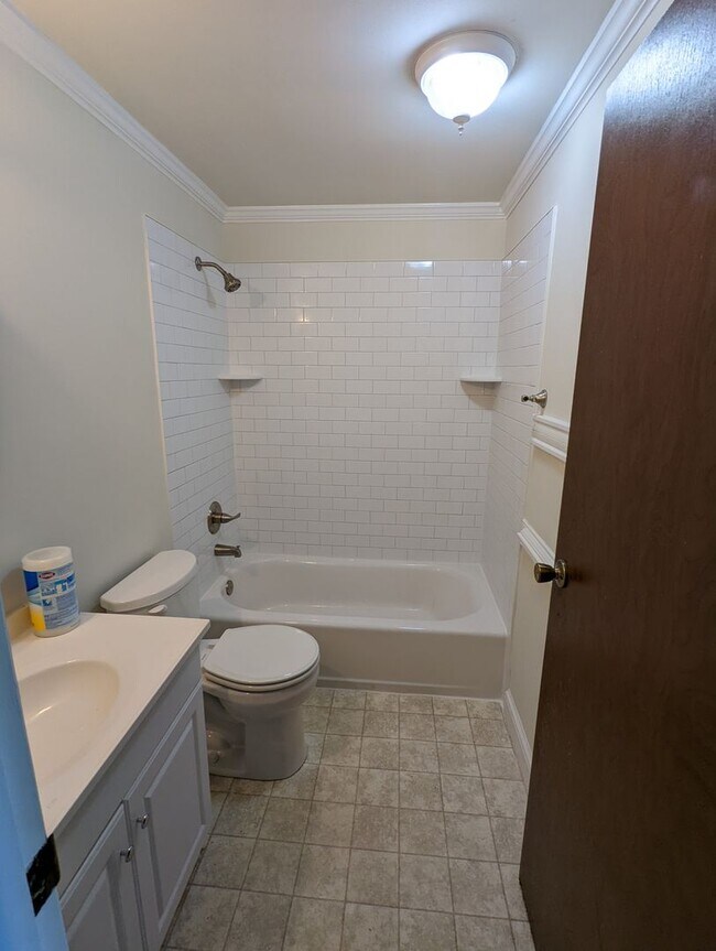Building Photo - 9321 Gildenfield Ct