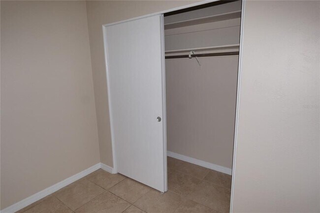 Building Photo - 2840 52nd Ln N