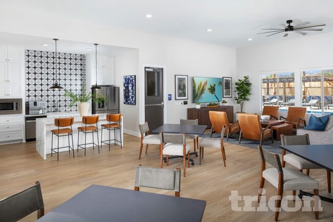 Building Photo - 24706 Amor Ct