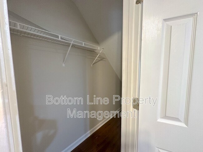 Building Photo - 4249 Orange Tree Ct