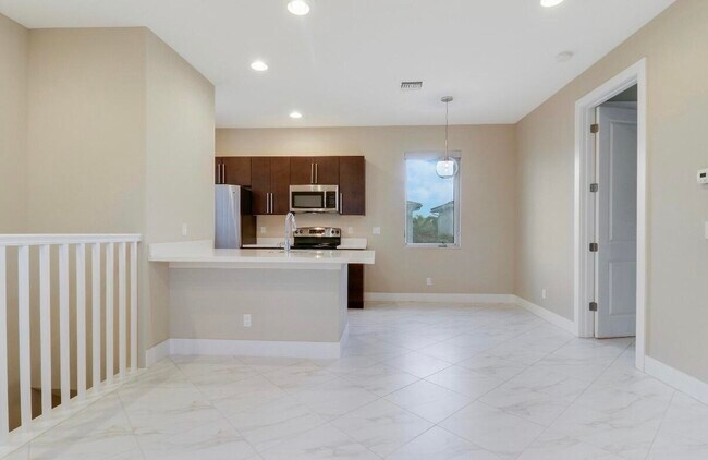Building Photo - 5029 Grandiflora Rd
