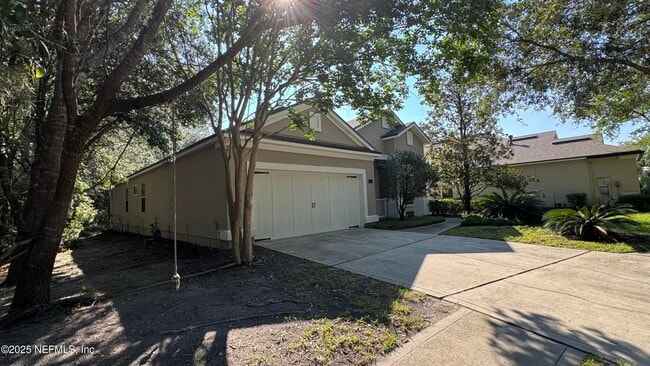Building Photo - 614 Loire Ct
