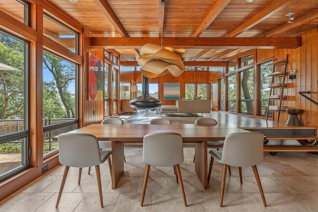 Building Photo - 407 Almarion Dr