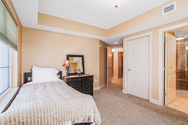 Building Photo - 1809 1st St N