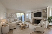 Building Photo - Front View of the Lake! Bright 2BR/2BA Ground Floor Condo with Tile Flooring & Parking