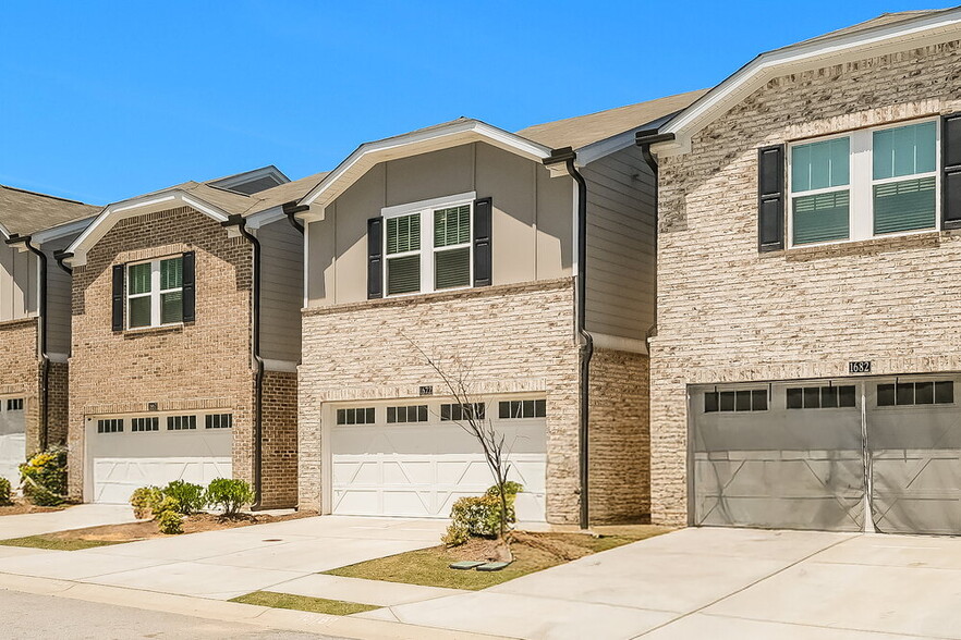 Building Photo - 1672 Villageside Ct
