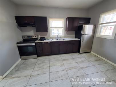 Building Photo - 438 Blair Ave