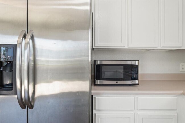 Building Photo - 1616 Windy Park Ct