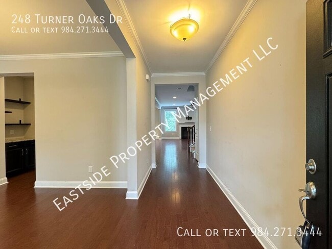 Building Photo - 248 Turner Oaks Dr