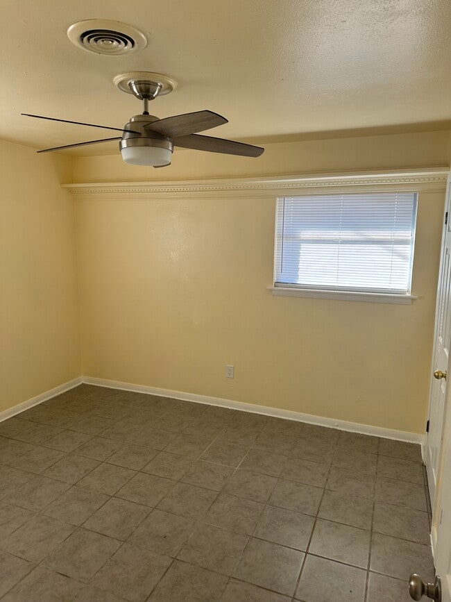 Building Photo - 4130 Melody Ln