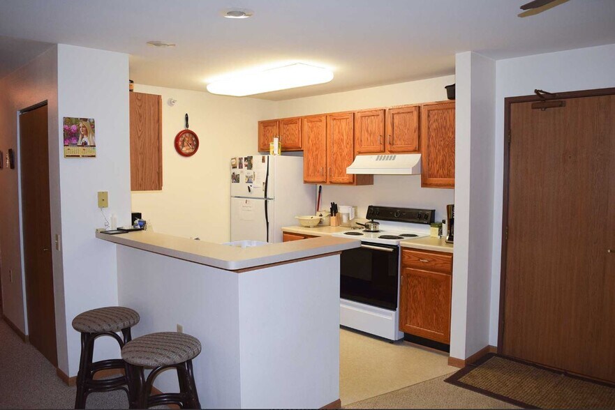 Oak Creek Woods Apartments 150 Stonebridge Rd Platteville WI 53818