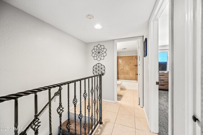 Building Photo - 4630 N 68th St
