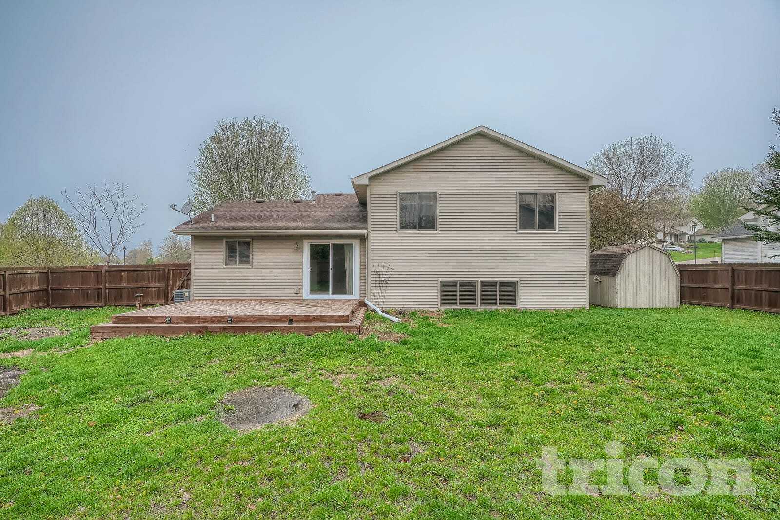 Building Photo - 9319 93rd St S