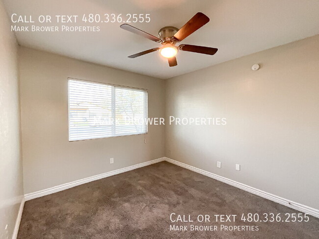 Building Photo - 2515 E Dragoon Ave