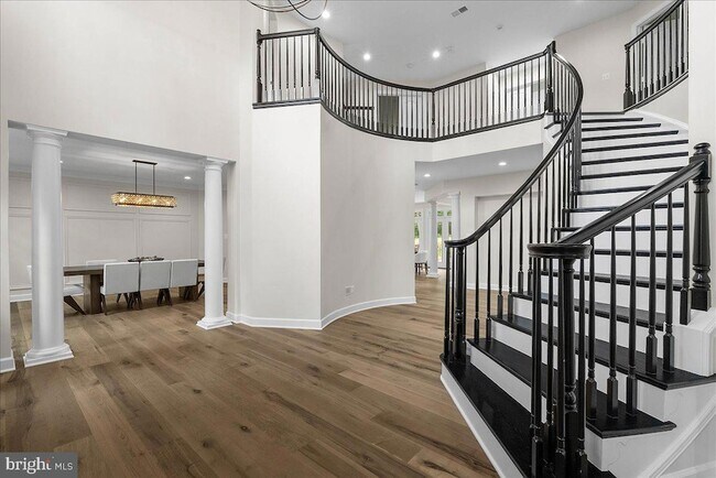 Building Photo - 20589 Myers Pl