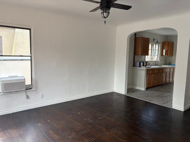 Building Photo - 3506 Falcon Ave