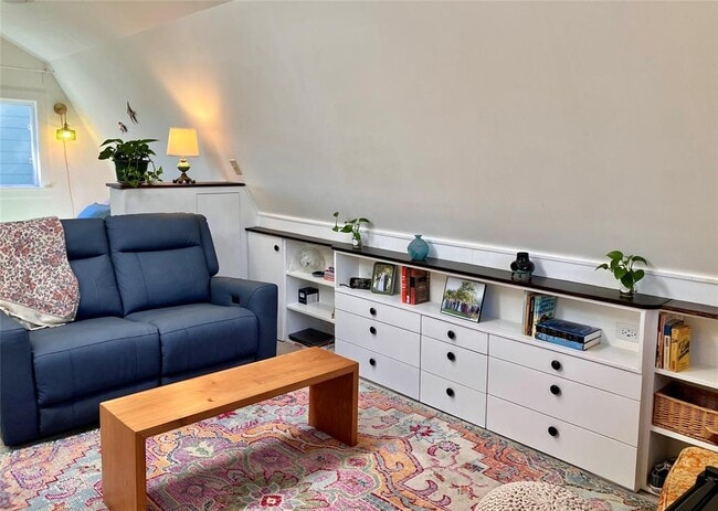 Building Photo - 2102 Travis Heights Blvd