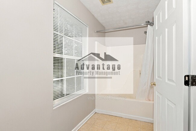 Building Photo - 95 Senoia Springs Ct
