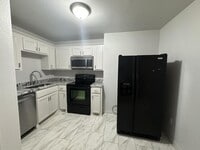 Building Photo - 1619 N Vinita Ave