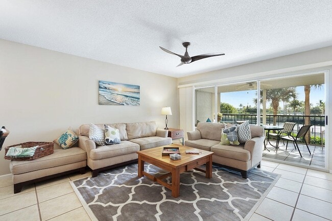 Building Photo - 275 Palm Ave